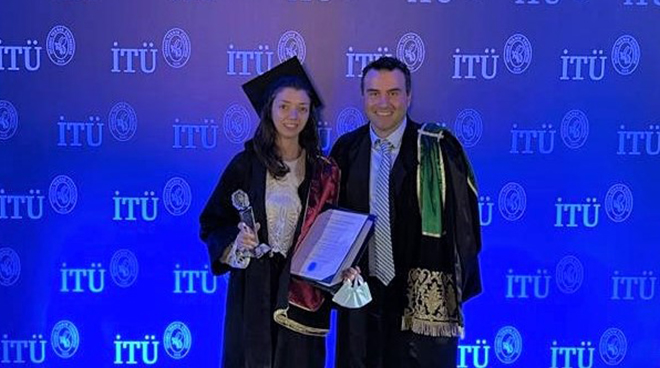 Mezunumuz Dr. Müge Özçevik’e 2021 Yılı IEEE Türkiye Doktora Tezi Ödülü Görseli
